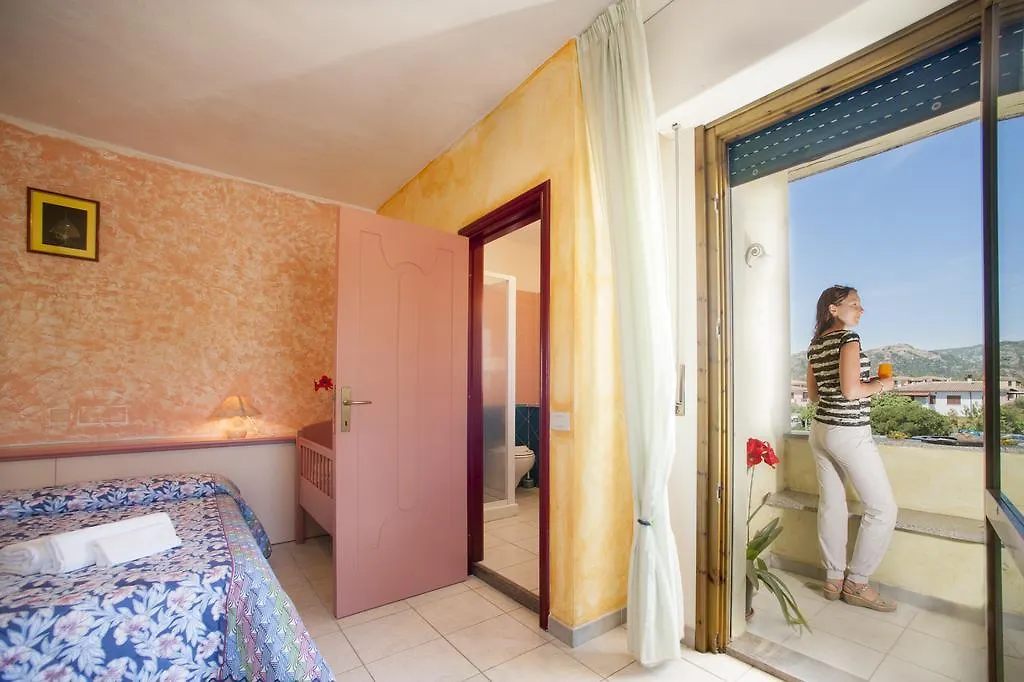 S'Ustiarvu- Nuova Gestione Hotell Cala Liberotto 3*,  Italien
